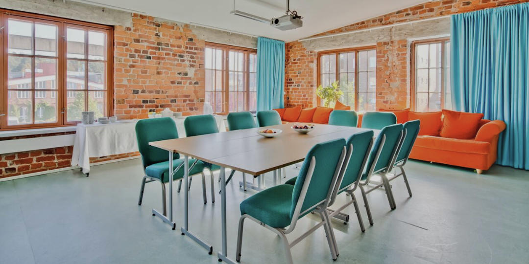 walimosali on suurin tilamme, jonka kapasiteetti on ravintolatiloineen jopa 600 henkilöä.